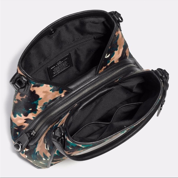 Coach NWT. Edie shoulder bag. Print & dyed calf hair. Limited Edition. ♥️ - Picture 4 of 13